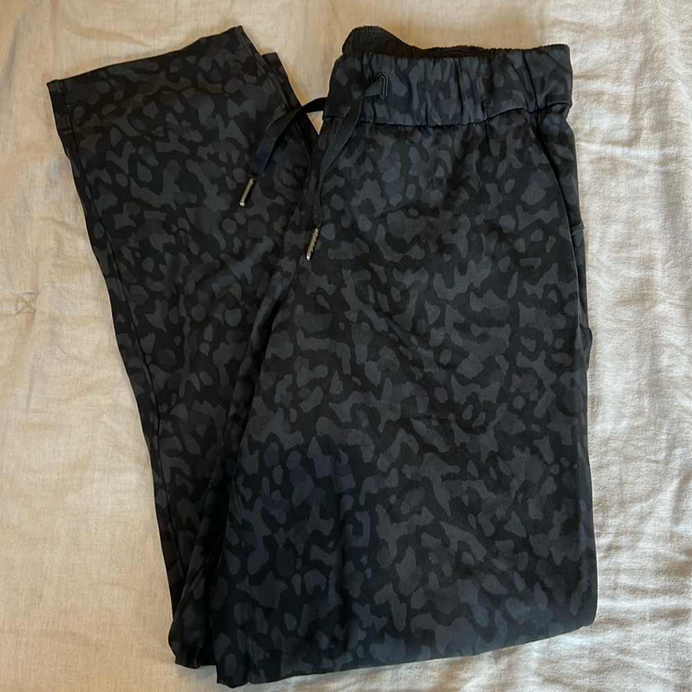 Lululemon joggers